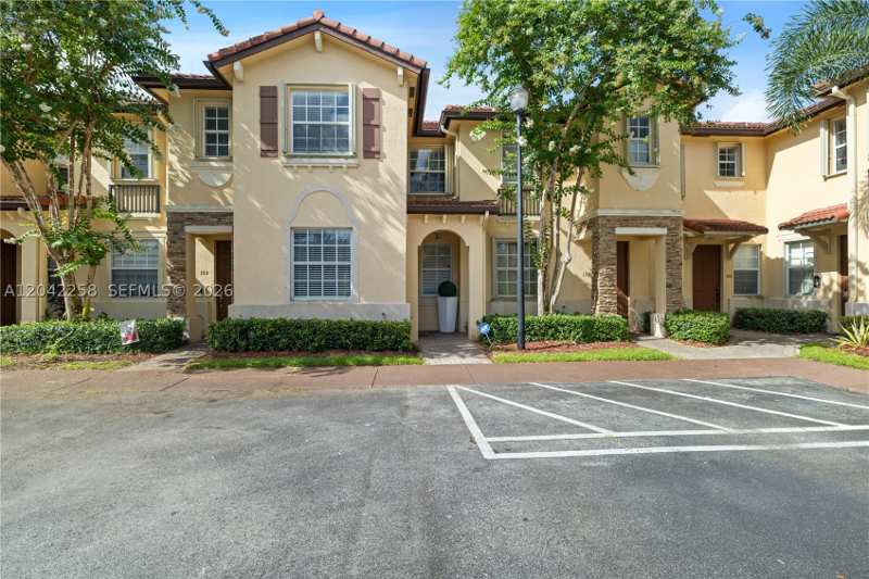 3 bedroom Condominium at 3370 NE 14th Dr 106-29, Villas At Carmel Condo No, Homestead — photo 1
