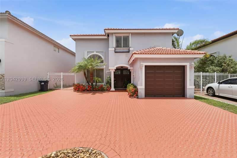 4 bedroom SingleFamilyResidence at 15652 SW 91st Ln, Sunnyview Sub, Miami — photo 1