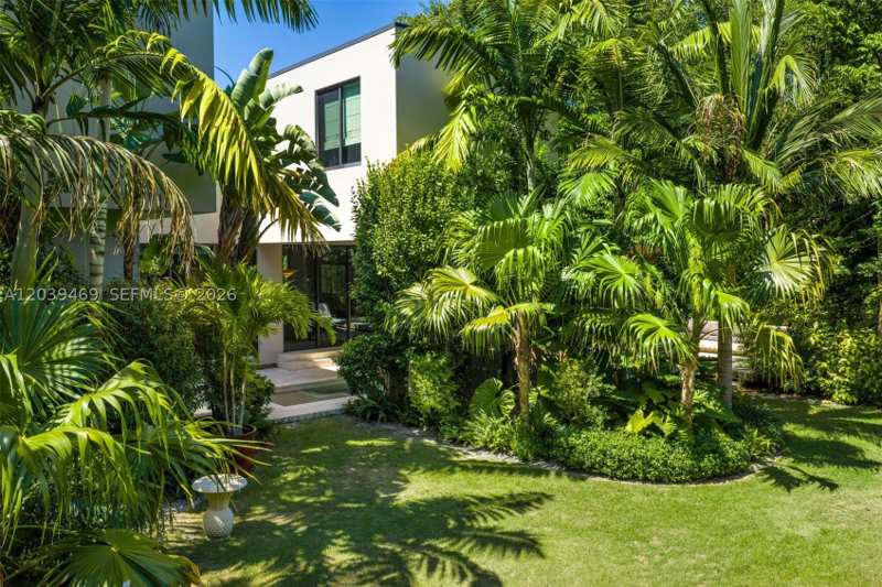 5 bedroom SingleFamilyResidence at 7851 SW 48th Pl, Granada Park A, Miami — photo 1
