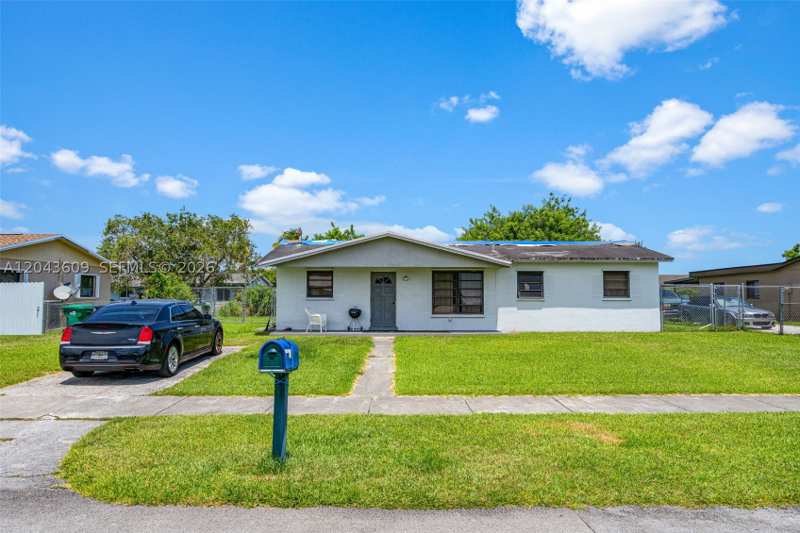 3 bedroom SingleFamilyResidence at 14125 SW 109th Pl, 10th Addn To Richmond Hei, Miami — photo 1