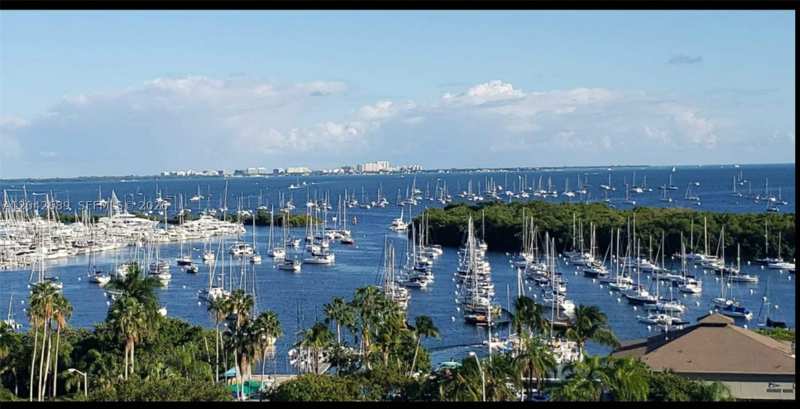 3 bedroom Townhouse at 2732 SW 26 St 2732, Gateway To The Grove Cond, Miami — photo 1