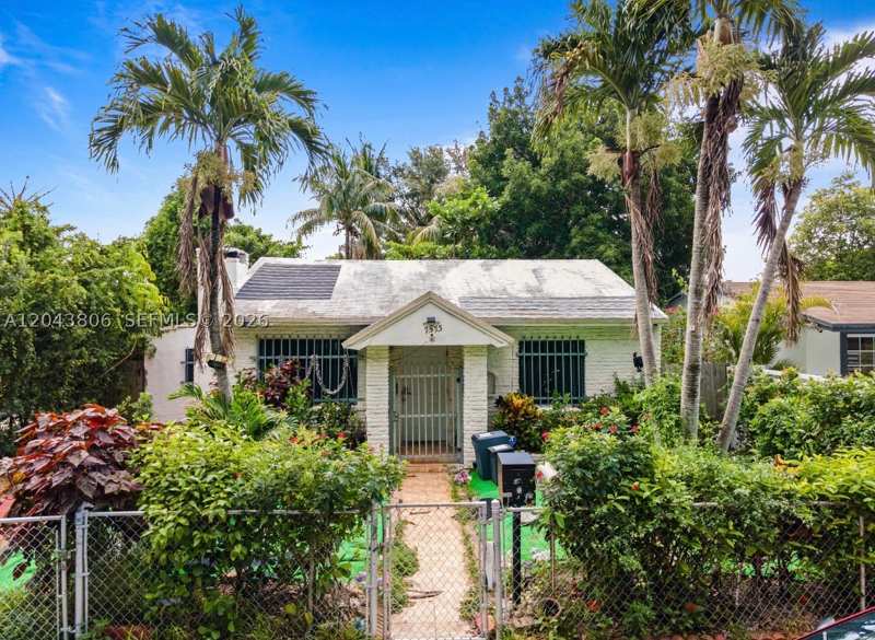 3 bedroom SingleFamilyResidence at 7573 NW 12th Ct, Twelfth Avenue Heights, Miami — photo 1