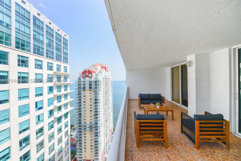 1 bedroom Condominium at 1200 Brickell Bay Dr 3614, The Club At Brickell Bay, Miami — photo 1