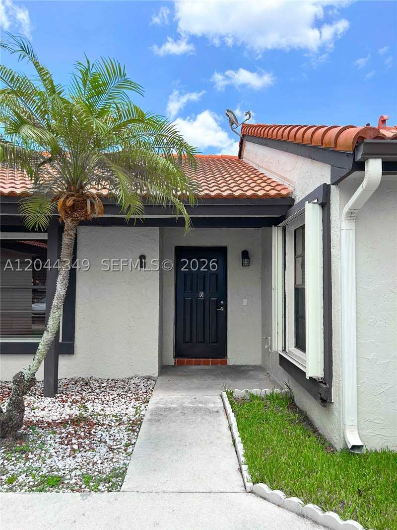 1 bedroom Townhouse at 14970 SW 48th Ter 27G, Lakes Meadow Vilg Homes C, Miami — photo 1