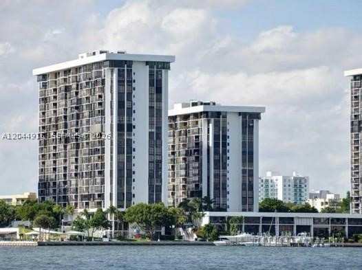 2 bedroom Condominium at 1901 Brickell Ave B1614, Brickell Place Condo, Miami — photo 1