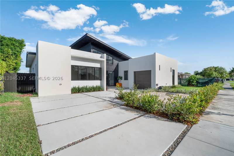 4 bedroom SingleFamilyResidence at 4321 SW 99th Ave, Fairlawn Estates, Miami — photo 1