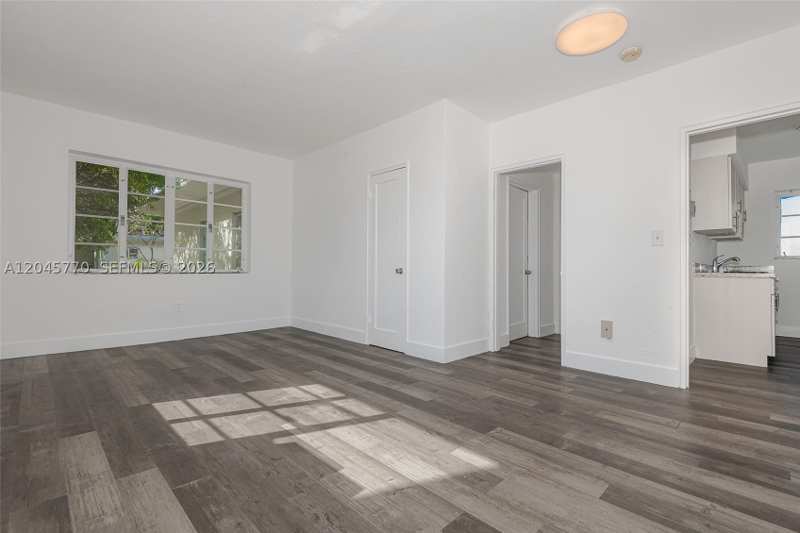 1 bedroom Condominium at 8340 Crespi Blvd 20, Winds Of Nobe Condo, Miami Beach — photo 1