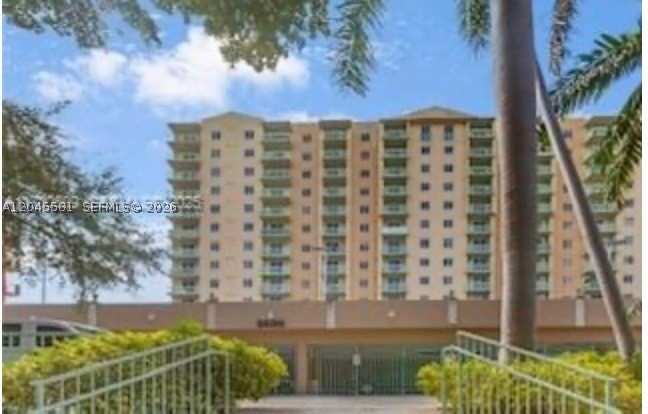 2 bedroom Condominium at 3500 Coral Way 513, Coral Plaza Of Miami Cond, Miami — photo 1