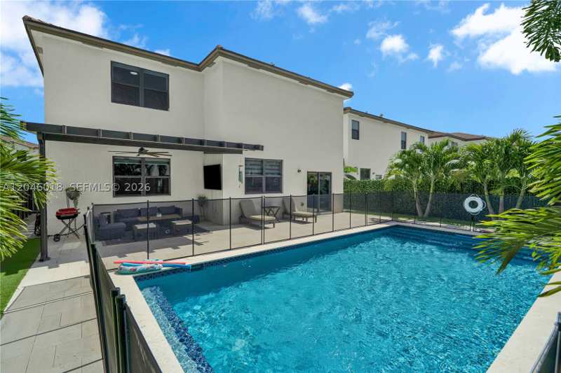 4 bedroom SingleFamilyResidence at 12924 SW 229th St, Kendall Assemblage North, Miami — photo 1