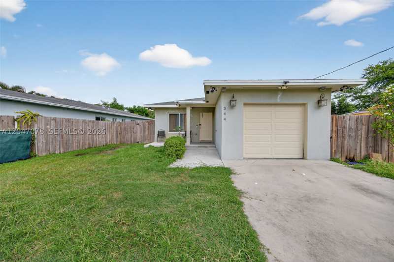4 bedroom SingleFamilyResidence at 344 SW 3rd St, Town Of Fla City, Florida City — photo 1