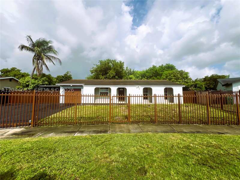 3 bedroom SingleFamilyResidence at 26080 SW 132nd Pl, Meadow Wood Manor Sec 7, Homestead — photo 1