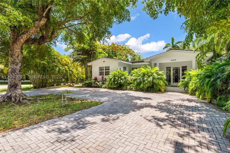 3 bedroom SingleFamilyResidence at 4444 Ingraham Hwy, Coconut Grove Manor, Coral Gables — photo 1