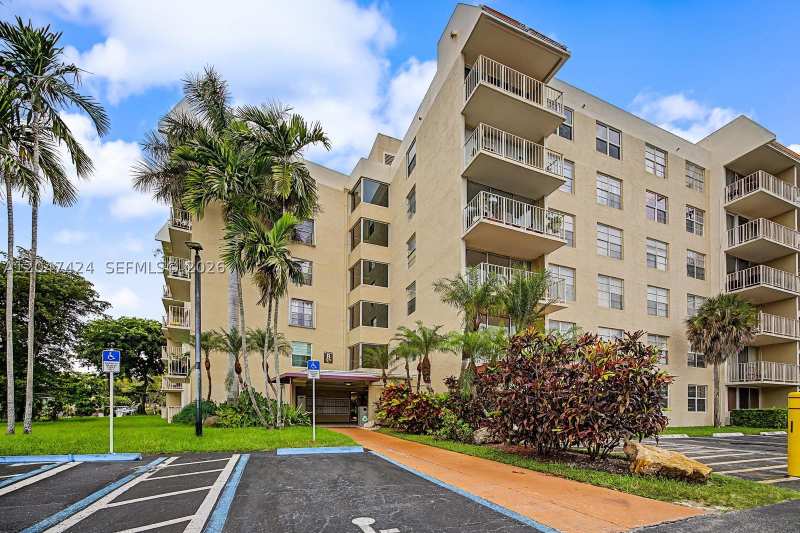 2 bedroom Condominium at 13120 SW 92nd Ave B-207, Village At The Falls Cond, Miami — photo 1