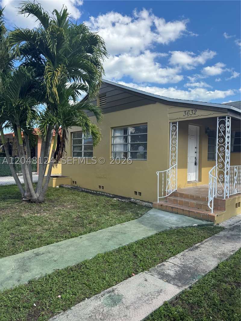 3 bedroom SingleFamilyResidence at 3632 SW 25th St, Silver Bluff Hmsts, Miami — photo 1