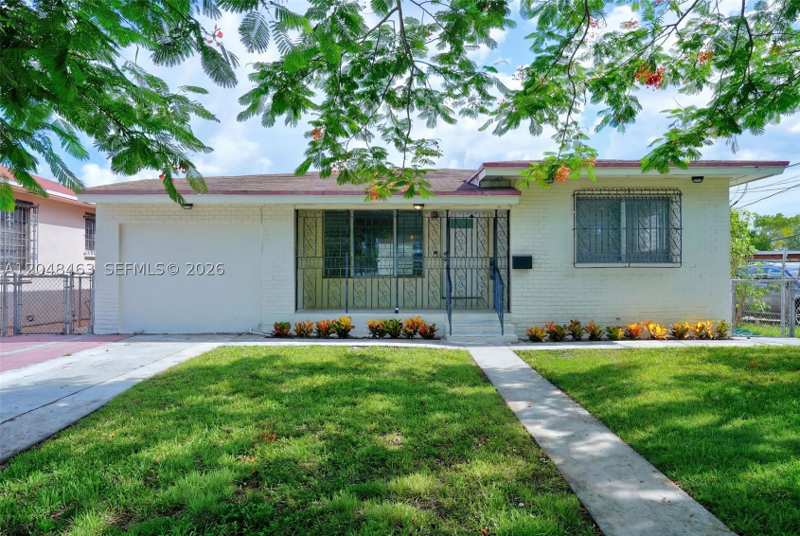 4 bedroom SingleFamilyResidence at 2323 NW 1st St, Glenroyal-Amd, Miami — photo 1