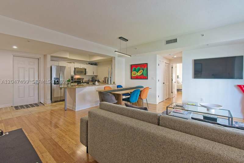 1 bedroom Condominium at 7285 SW 90th St D613, Downtown Dadeland Condo N, Miami — photo 1