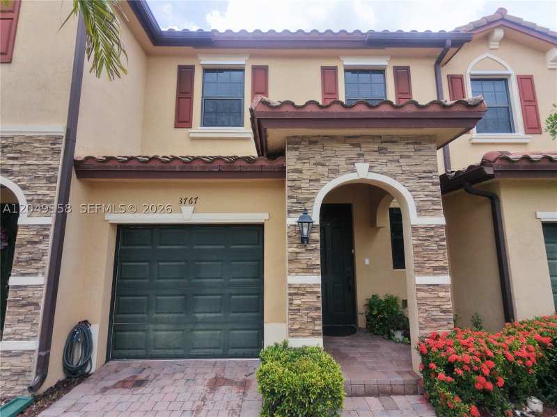 3 bedroom Townhouse at 3767 SE 3rd Ct, Baywinds Of Galapagos, Homestead — photo 1