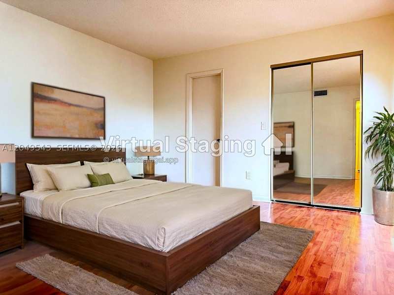 2 bedroom Townhouse at 14240 SW 94th Cir Ln 103-32, Camelot Two Condo, Miami — photo 1