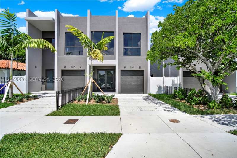 3 bedroom Condominium at 2889 SW 35th Ave 2889, Overbrook Park, Miami — photo 1