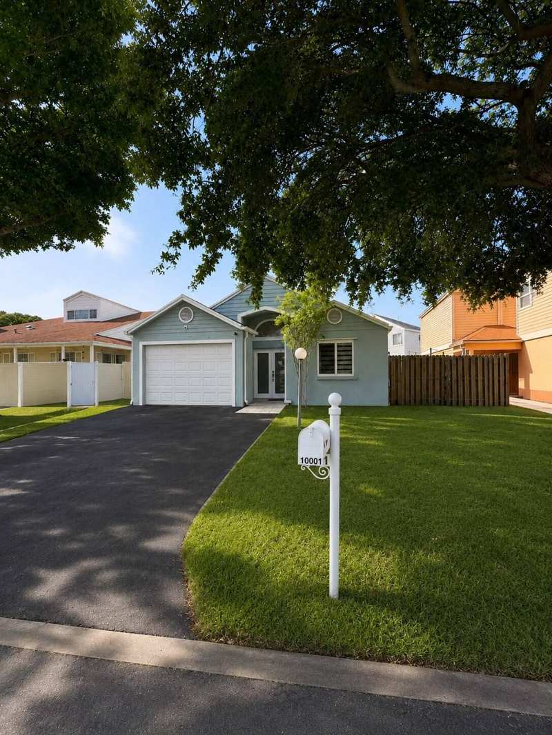 3 bedroom SingleFamilyResidence at 10031 SW 223rd Terrace, Lakes By The Bay Sec 6, Cutler Bay — photo 1
