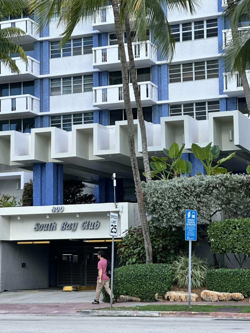 0 bedroom Condominium at 800 West Avenue 637, South Bay Club Condo, Miami Beach — photo 1