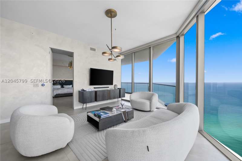 2 bedroom Condominium at 18975 Collins Ave 3204, 18975 Collins Condo, Sunny Isles Beach — photo 1
