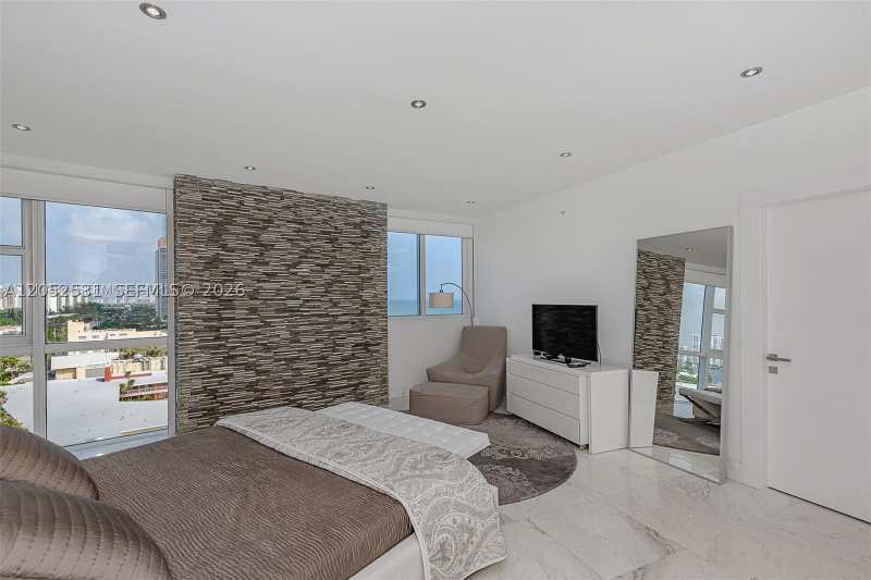 2 bedroom Condominium at 18201 Collins Ave 1101, Trump Royale Condo, Sunny Isles Beach — photo 1