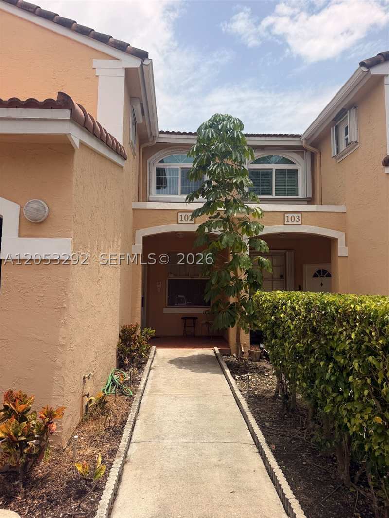3 bedroom Condominium at 14817 Balgowan Rd 102-5, Regatta Pointe Condo No S, Miami Lakes — photo 1