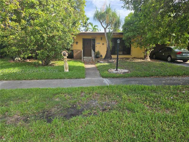 3 bedroom SingleFamilyResidence at 8920 SW 20th St, Coral Park Estates Sec 1, Miami — photo 1