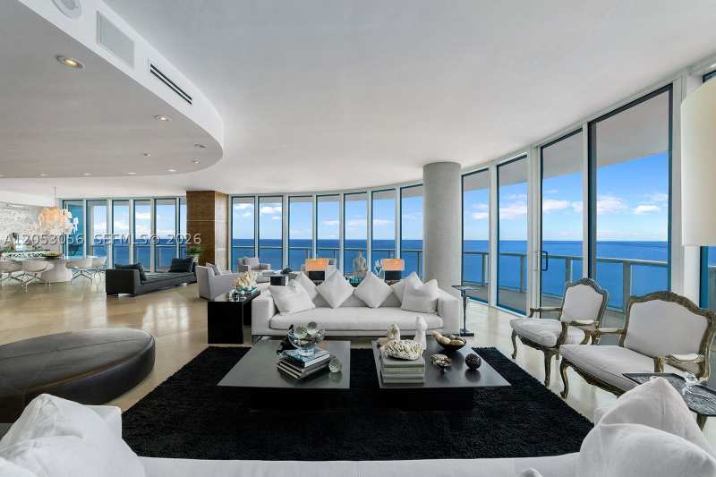 3 bedroom Condominium at 100 S Pointe Dr 2905, Continuum On South Beach, Miami Beach — photo 1