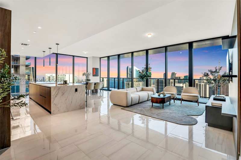 4 bedroom Condominium at 20 NE 11th St 6003, Miami North, Miami — photo 1