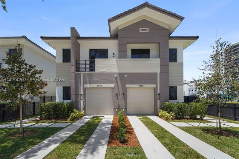 4 bedroom Townhouse at 2735 SW 23rd Ter, Amnd Miami Suburban Acres, Miami — photo 1