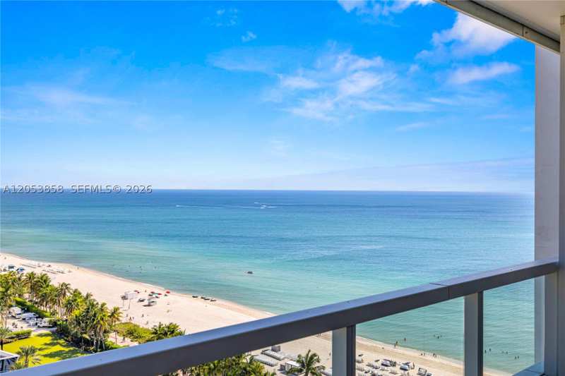 1 bedroom Condominium at 4391 Collins Ave 1707, Fontainebleau III Ocean C, Miami Beach — photo 1