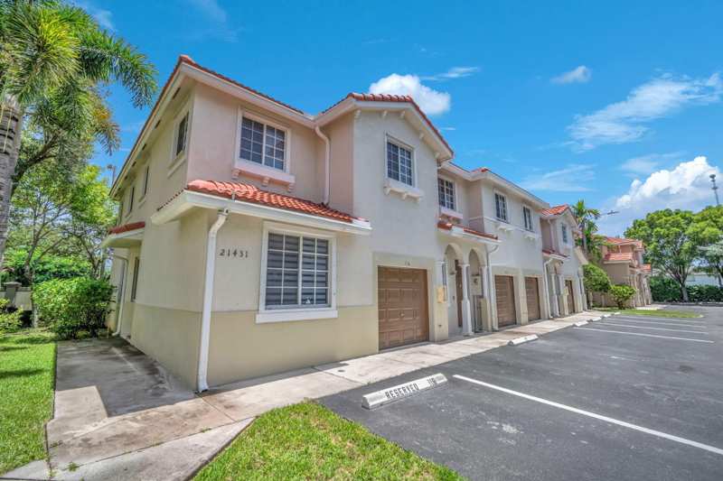 4 bedroom Townhouse at 21431 NW 13th Court #116, Majorca Isles I Condo, Miami Gardens — photo 1
