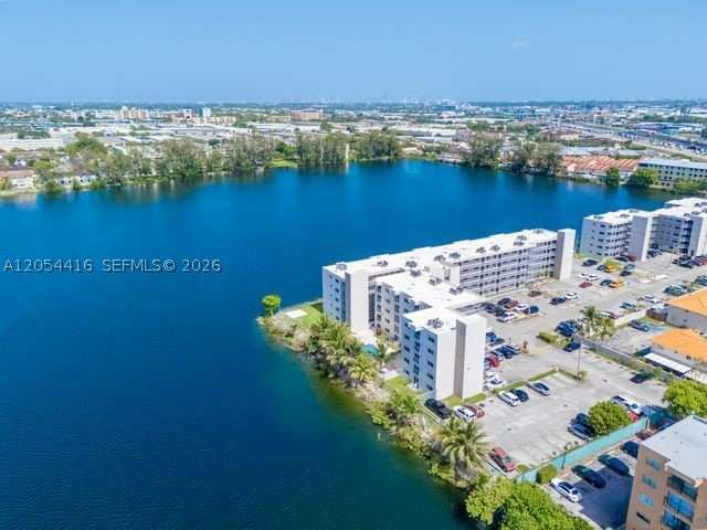 1 bedroom Condominium at 9917 W Okeechobee Rd 3-306, Vista Del Lago I Condo, Hialeah Gardens — photo 1