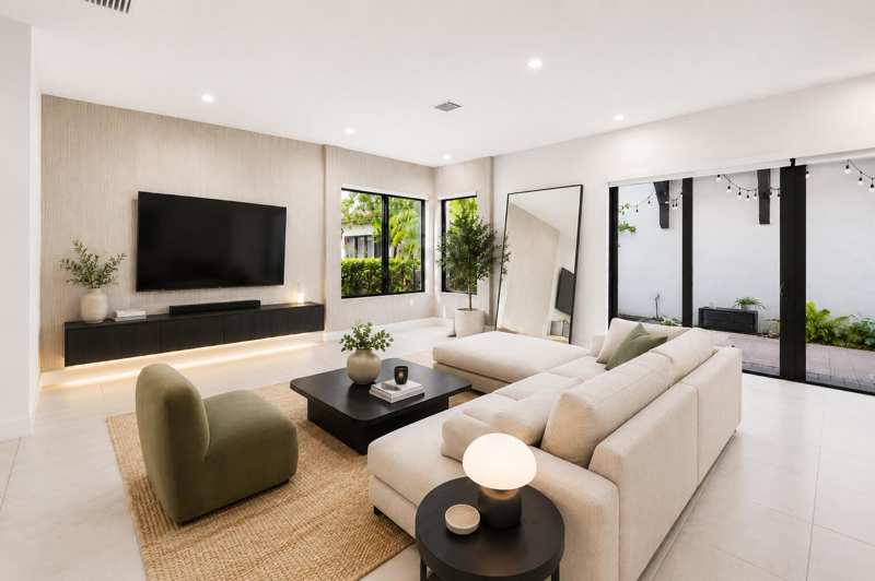 3 bedroom SingleFamilyResidence at 8272 NW 44th Terrace, Downtown Doral South Phase, Doral — photo 1