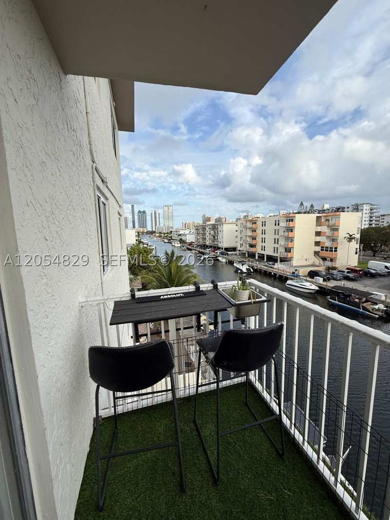 2 bedroom Condominium at 3536 NE 168th St 403, Venice Isle Condo, North Miami Beach — photo 1