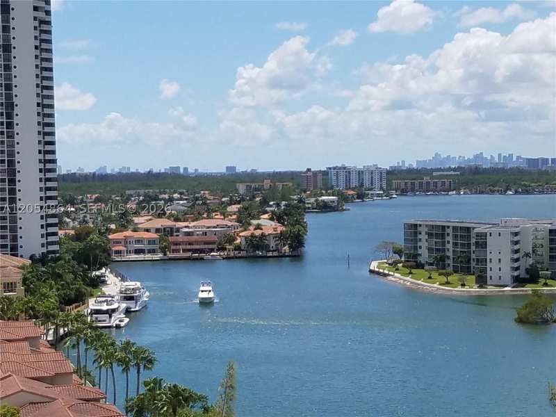 1 bedroom Condominium at 18151 NE 31st Ct 1505, The Clipper At Bisc Cove, Aventura — photo 1