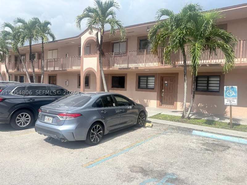 2 bedroom Condominium at 2332 W 56th St 7, Bella Villas Las Palmas C, Hialeah — photo 1