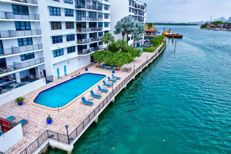 2 bedroom Condominium at 10101 E Bay Harbor Dr 502, The Belmont Condo, Bay Harbor Islands — photo 1