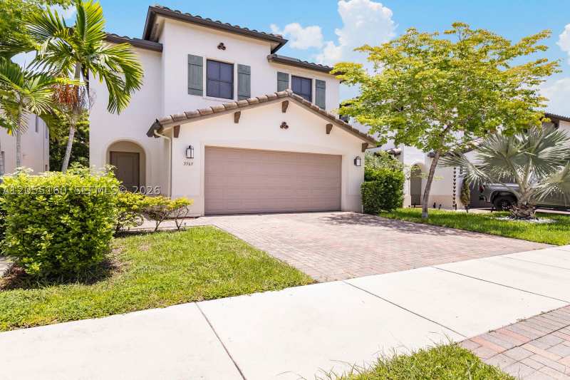 3 bedroom SingleFamilyResidence at 3565 W 97th St, Bonterra, Hialeah — photo 1