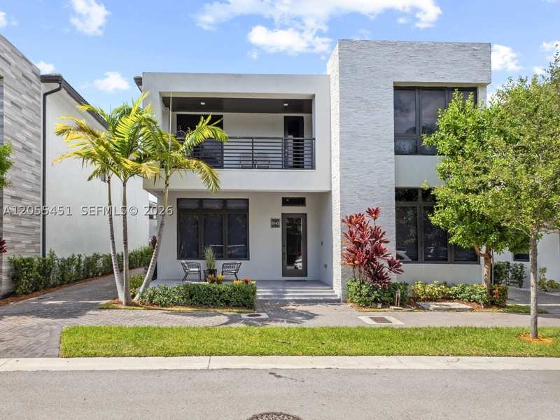 4 bedroom SingleFamilyResidence at 8143 NW 47th Ter, Downtown Doral South Phas, Doral — photo 1