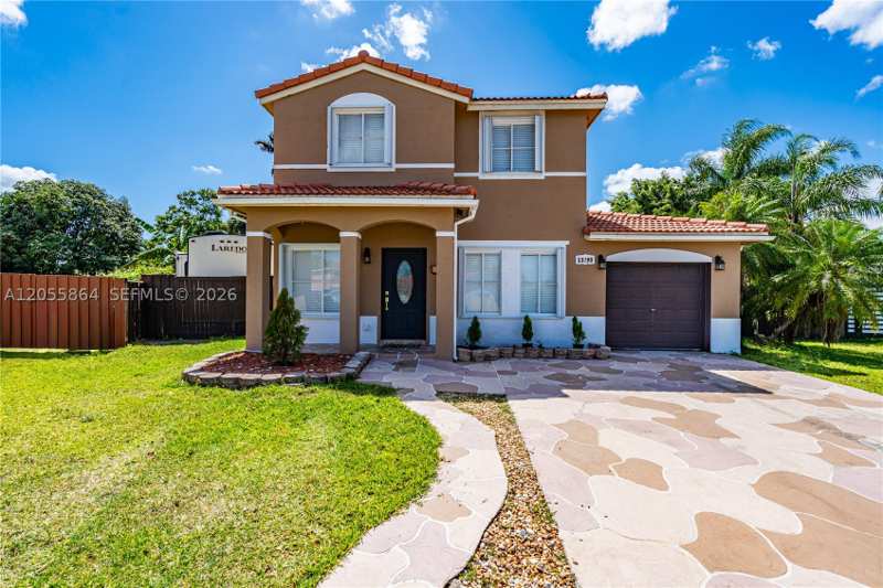 3 bedroom SingleFamilyResidence at 13790 SW 174th St, Weitzer Serena Lakes Esta, Miami — photo 1