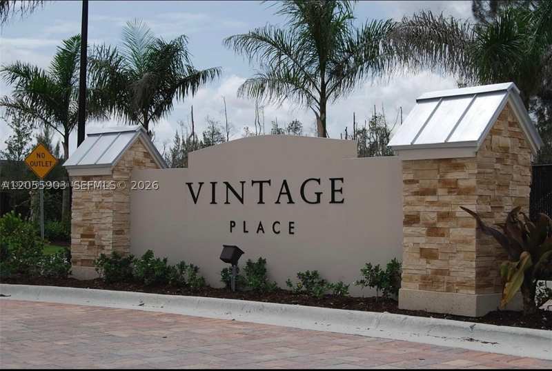 4 bedroom SingleFamilyResidence at 7022 NW 102nd Pl, Vintage Estates, Doral — photo 1