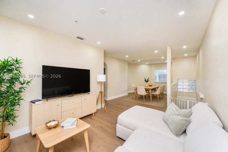 3 bedroom Condominium at 5600 NW 114th Pl 209, Las Brisas At Doral Condo, Doral — photo 1
