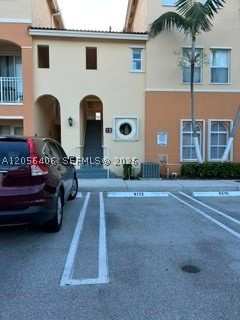 3 bedroom Condominium at 10012 NW 7th St 216, Fontainbleau Lakes Courty, Miami — photo 1