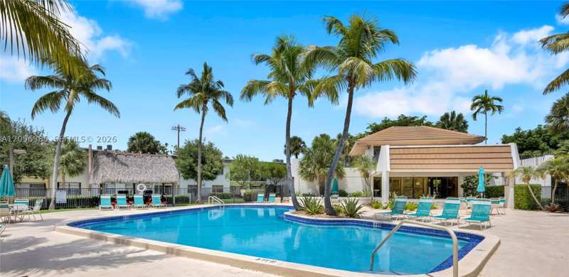 1 bedroom Condominium at 8261 SW 128th St 207, Sunrise Point Condo Bldg, Pinecrest — photo 1