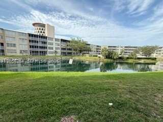 2 bedroom Condominium at 1700 NE 191st St 510, Jade Winds Grp Easter Lil, Miami — photo 1