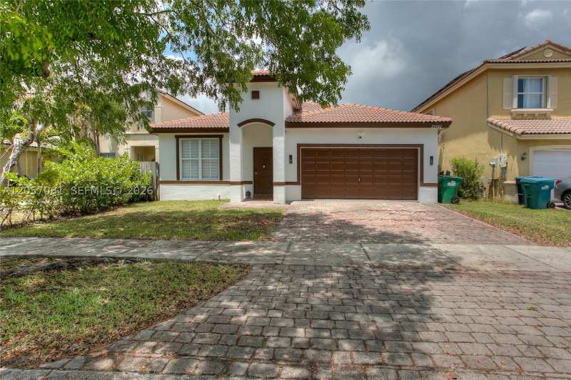 3 bedroom SingleFamilyResidence at 23922 SW 108th Ave, Spicewood Sub, Homestead — photo 1