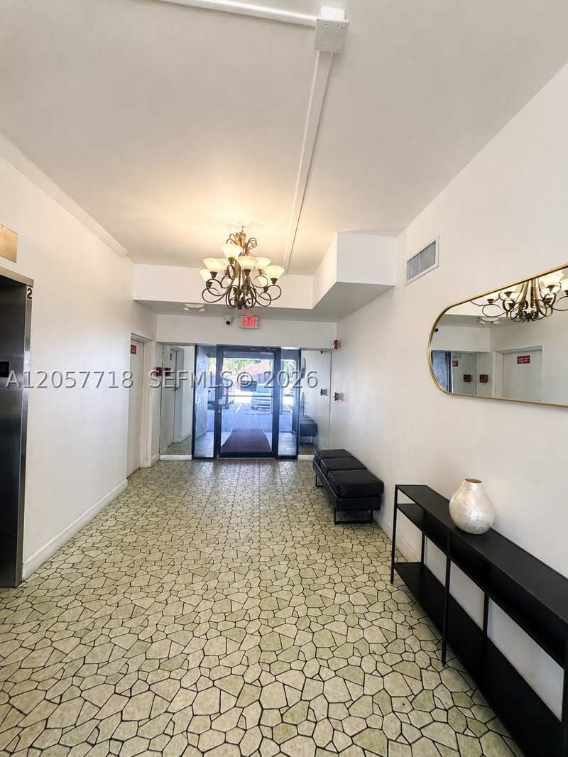 1 bedroom Condominium at 1465 NE 123rd St 609, Three Horizons South Cond, North Miami — photo 1